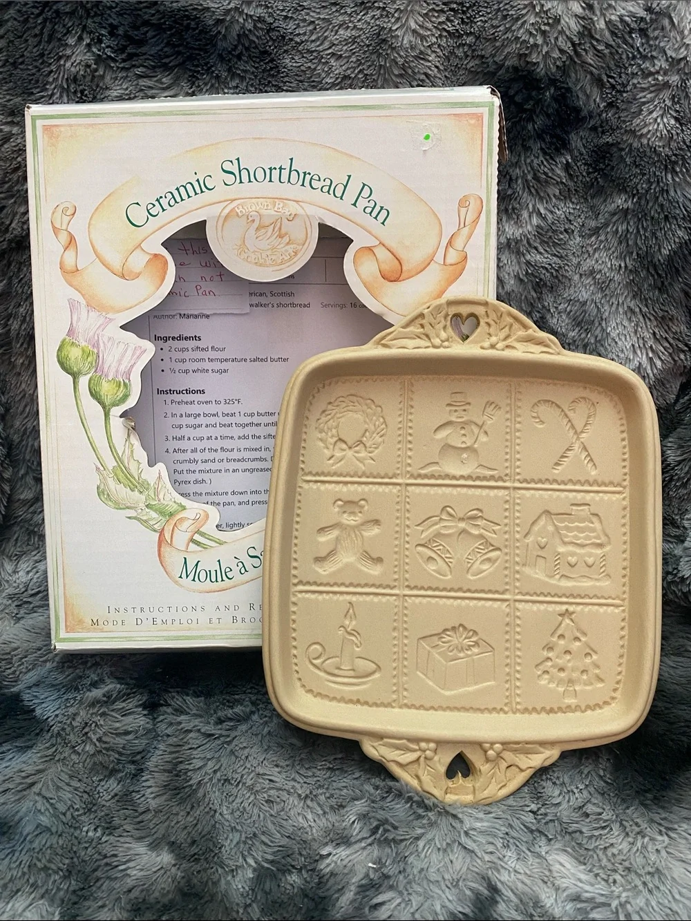Vintage Ceramic Shortbread Pan - Picture 14 of 16